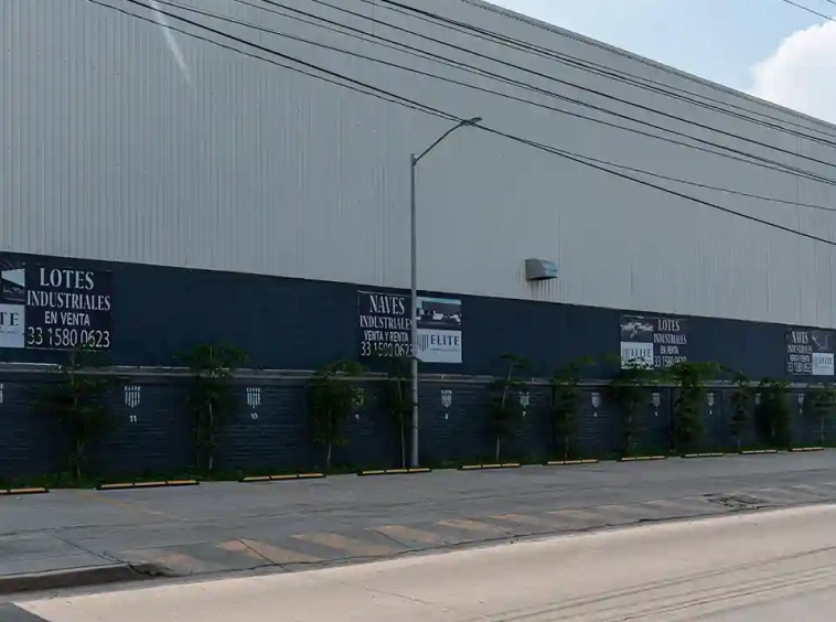 zona de estacionamiento parque industrial